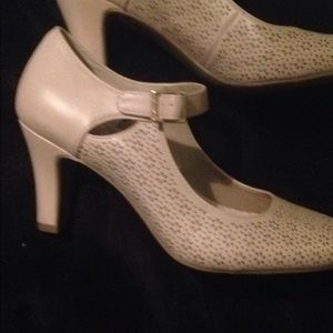 New never worn Gianni Bernini